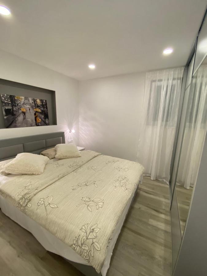 Apartment Bono Baška Voda Buitenkant foto