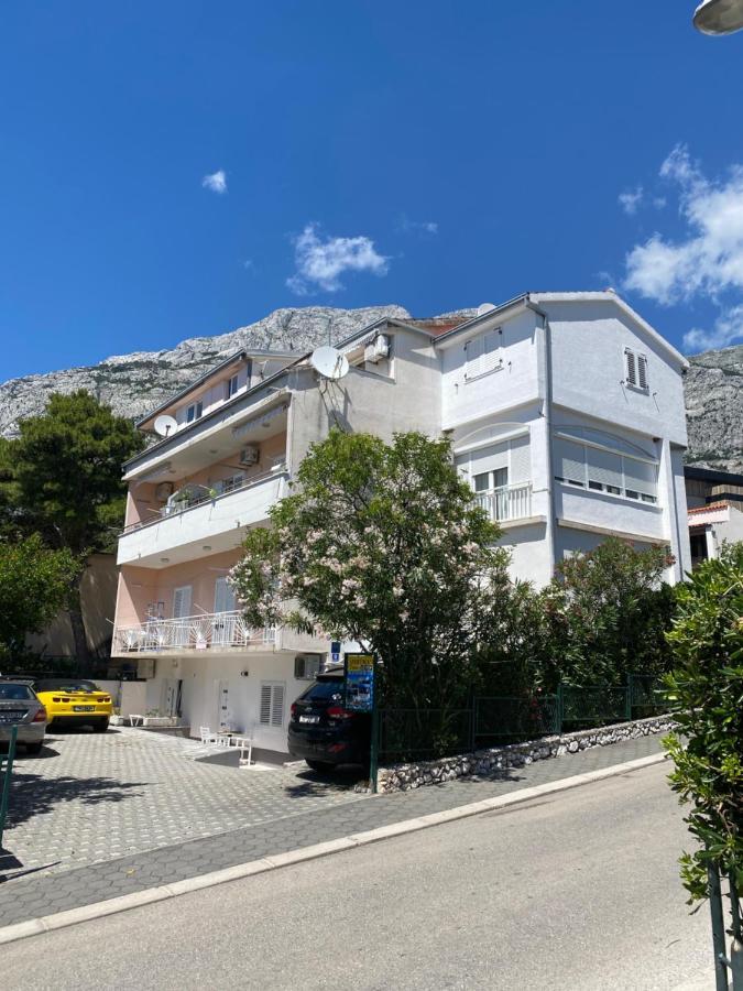 Apartment Bono Baška Voda Buitenkant foto